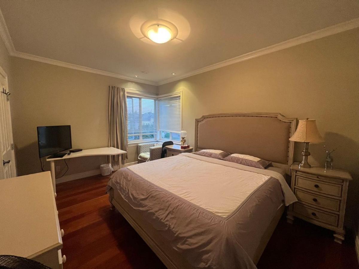 Lucky Room, A Comfortable Suite Close To Yvr Richmond Exterior foto